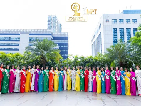 Các thí sinh Ms Business World Beauty 2024 khoe sắc tại Singapore 