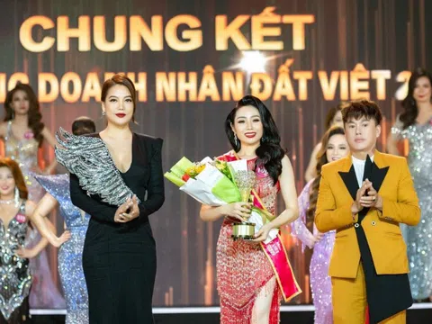 NTK Tommy Nguyễn tạo nên sự lộng lẫy trong đêm chung kết cuộc thi “Nữ hoàng Doanh nhân đất Việt 2022”