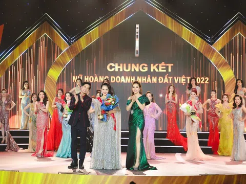 Lê Thị Ngọc Yến đạt được danh hiệu “Người đẹp trí tuệ” của cuộc thi Nữ hoàng doanh nhân đất Việt 2022
