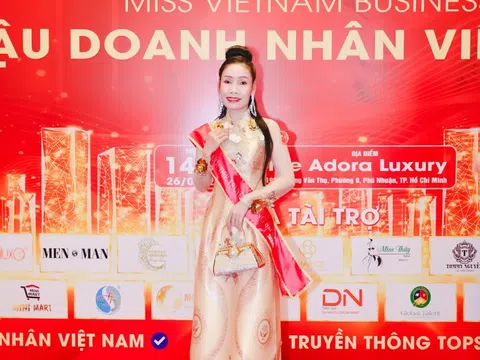 Người đẹp Nguyễn Thị Tuyết Minh diện áo dài dự họp báo Hoa hậu Doanh nhân Việt Nam 2023