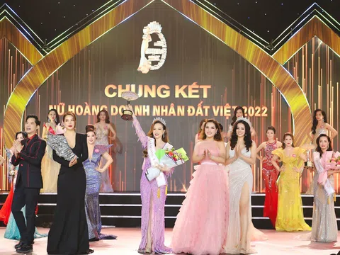 Dương Thị Yến Trinh đăng quang ngôi vị Á hoàng 3 tại cuộc thi Nữ hoàng Doanh nhân đất Việt 2022