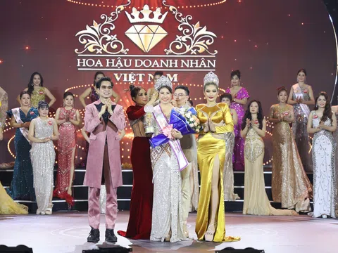 Doanh nhân Phạm Thị Minh Phi đăng quang Hoa hậu thiện nguyện cuộc thi Hoa hậu Doanh nhân Việt Nam 2022