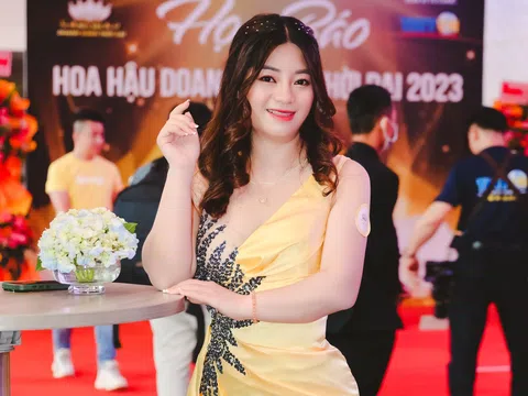 Người đẹp nhân ái Bùi Thị Liến lộng lẫy tại họp báo cuộc thi nhan sắc lớn