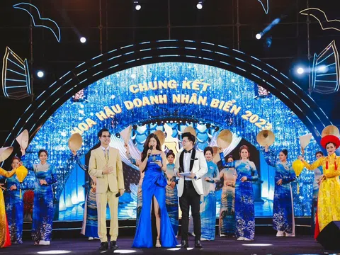 MC Minh Hưng và Thanh Phương dẫn chung kết Hoa hậu Doanh nhân Biển 2023