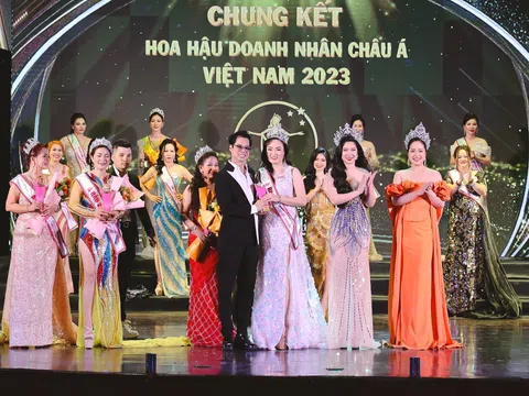 Khoảnh khắc doanh nhân Võ Thị Ngọc Ngân đăng quang Á hậu 1 Hoa hậu Doanh nhân Châu Á Việt Nam 2023