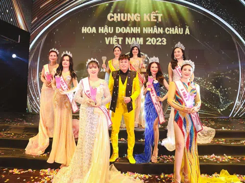 NTK Tommy Nguyễn tài trợ trang phục dạ hội cho cuộc thi Hoa hậu Doanh nhân Châu Á Việt Nam 2023