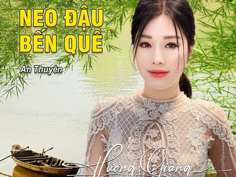 NSƯT Hương Giang thể hiện những ca khúc đi cùng năm tháng