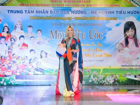 Hoa hậu thiện nguyện Trịnh Lan Trinh trao tặng 1 tấn gạo cho trẻ mồ côi tại Trung tâm nhân đạo quê hương