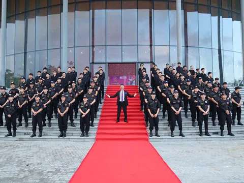 Chung kết Hoa hậu Doanh nhân Đất Việt 2023: gần 100 vệ sĩ túc trực an ninh