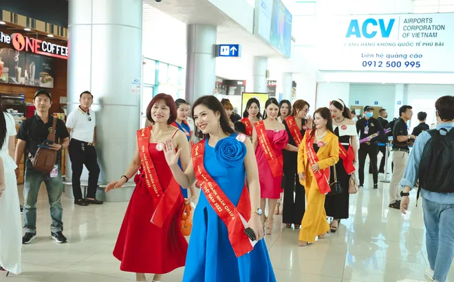 Dàn thí sinh "nghìn máu" của cuộc thi Hoa hậu Doanh nhân Châu Á 2022 chính thức có mặt tại Huế